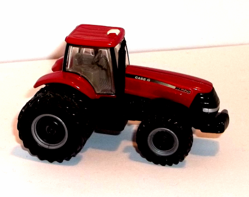 MX275 red Case IH Magnum Tractor with 4WD and dual rear wheels (right side view)